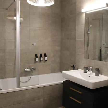 Modernes Mit Garten Am Traunsee Apartmán