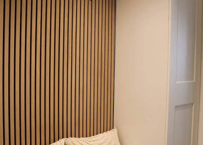 Modernes Mit Garten Am Traunsee Gmunden